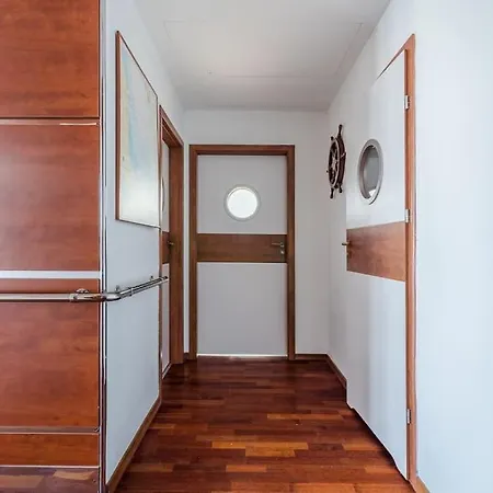 Apartamento Golden An Hryniewickiego 6a