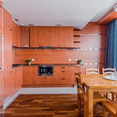 Golden An Hryniewickiego 6a Apartamento